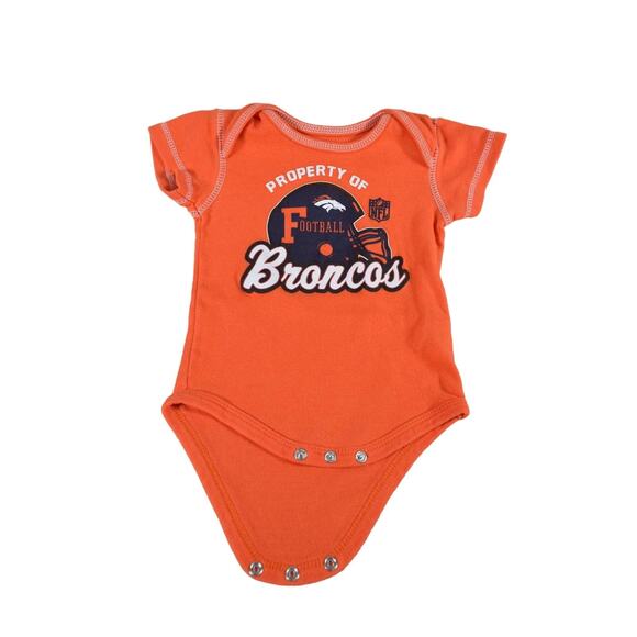 Denver Broncos NFL Apparel Baby Sz 12M Unisex Orange Body Suit Black Helmet - Picture 3 of 6